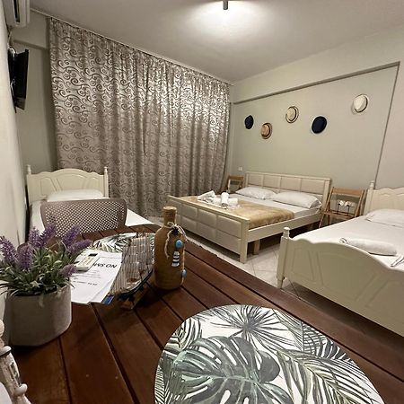 Rias Seaside Apartments Vlore Bagian luar foto