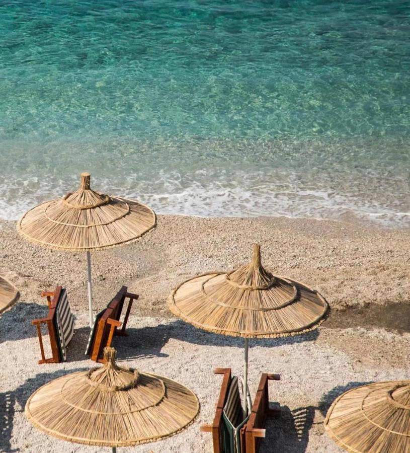 Rias Seaside Apartments Vlore Bagian luar foto