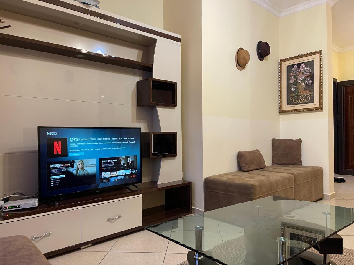 Rias Seaside Apartments Vlore Bagian luar foto