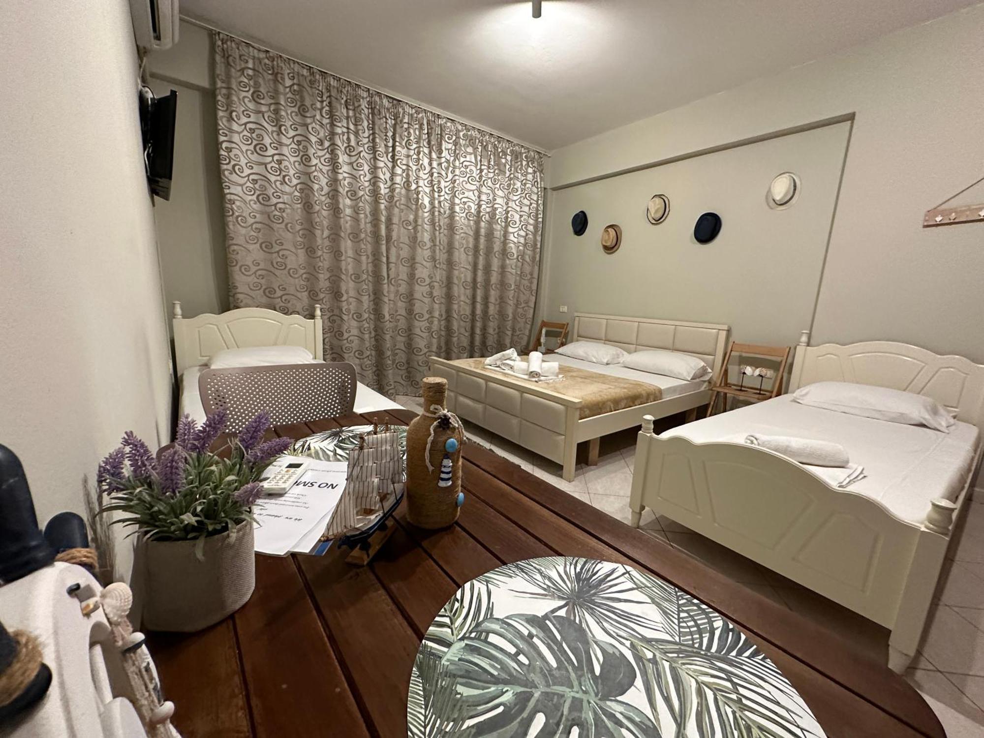 Rias Seaside Apartments Vlore Bagian luar foto