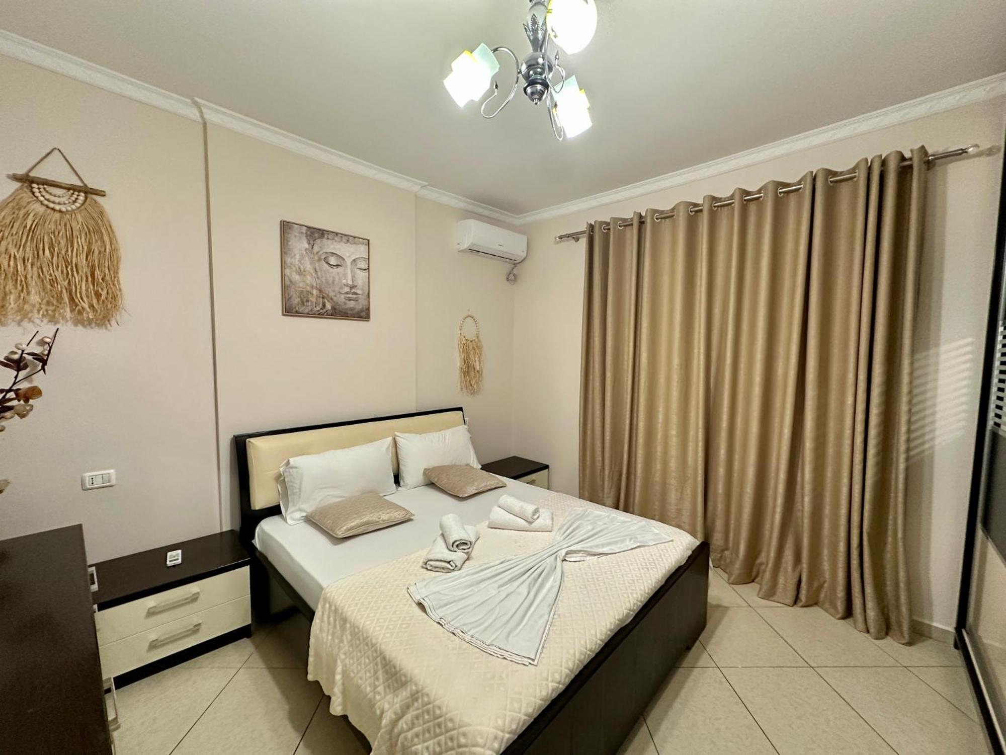 Rias Seaside Apartments Vlore Bagian luar foto